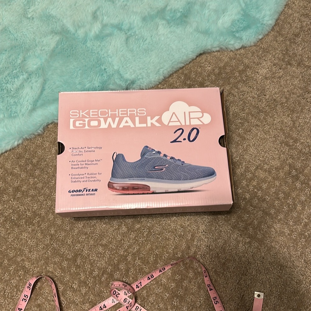 Women’s Skechers GoWalk Air - Picture 8 of 9